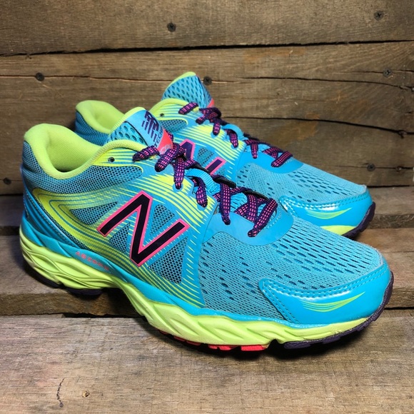 New Balance 68 V4 Blue Running Shoes 
